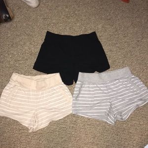 BUNDLE OF COMFY SHORTS